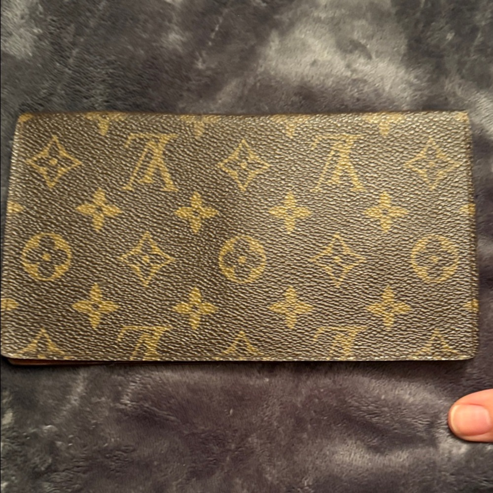 Authentic Louis Vuitton Monogram Long Wallet – Vintage Brown Canvas
